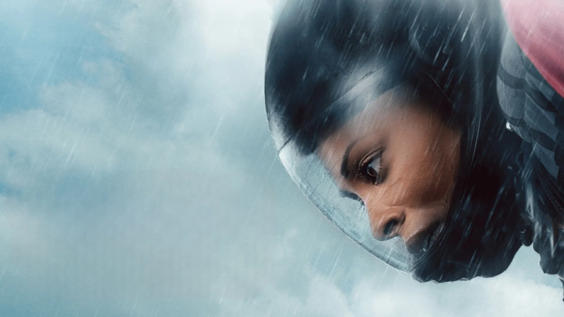 Меня столкнули с самолета, но я выжила