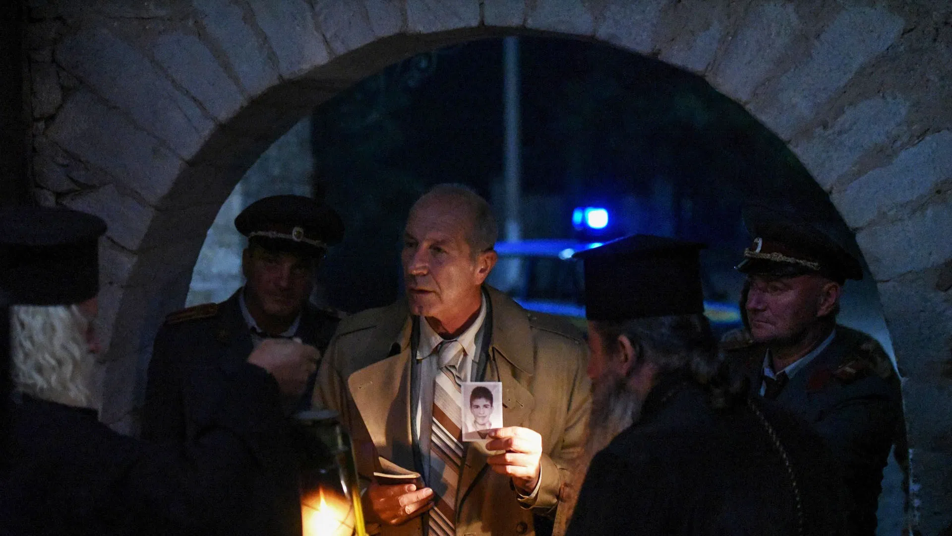 Не закрывай глаза