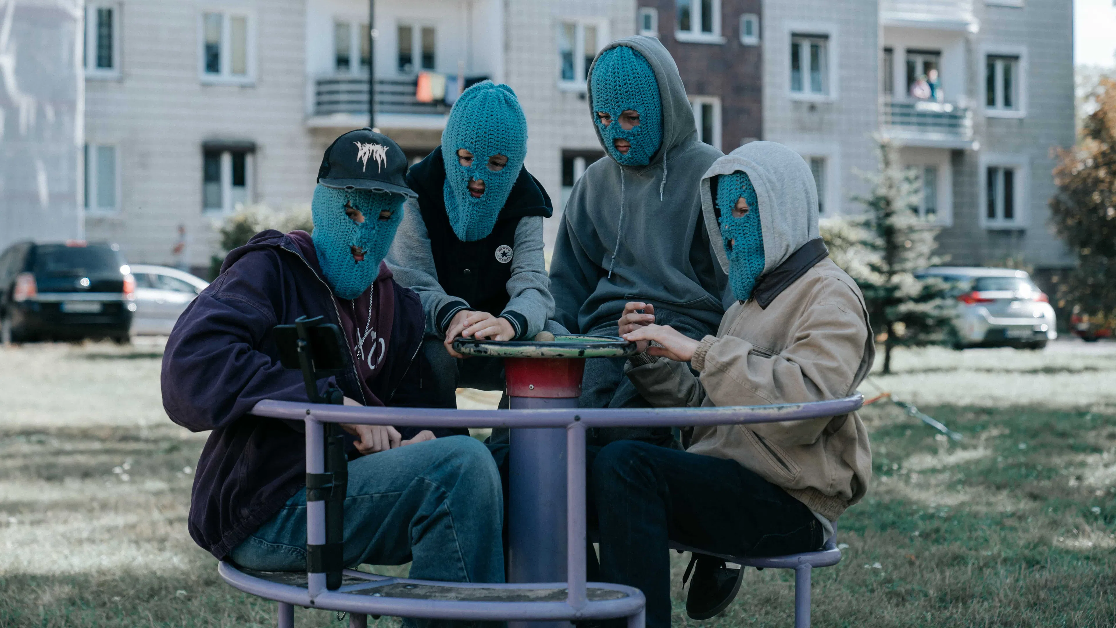 Алтарники